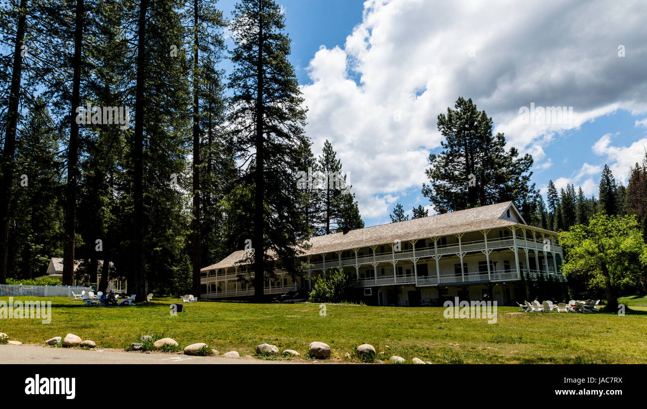 Big Trees Lodge Wawona hotel in Yosemite National Park Stock Photo - Alamy