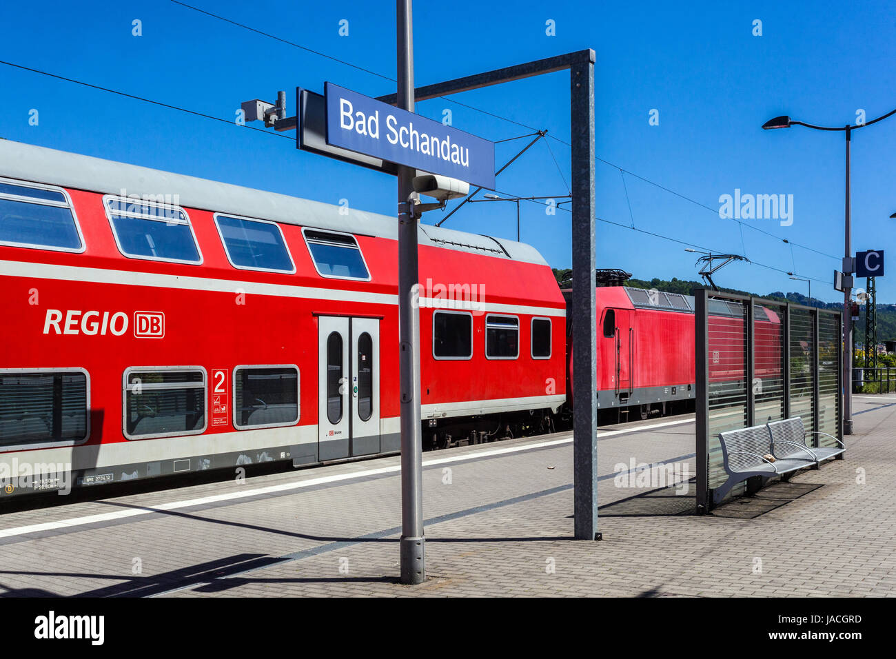 Station bad hi-res stock photography and images - Alamy