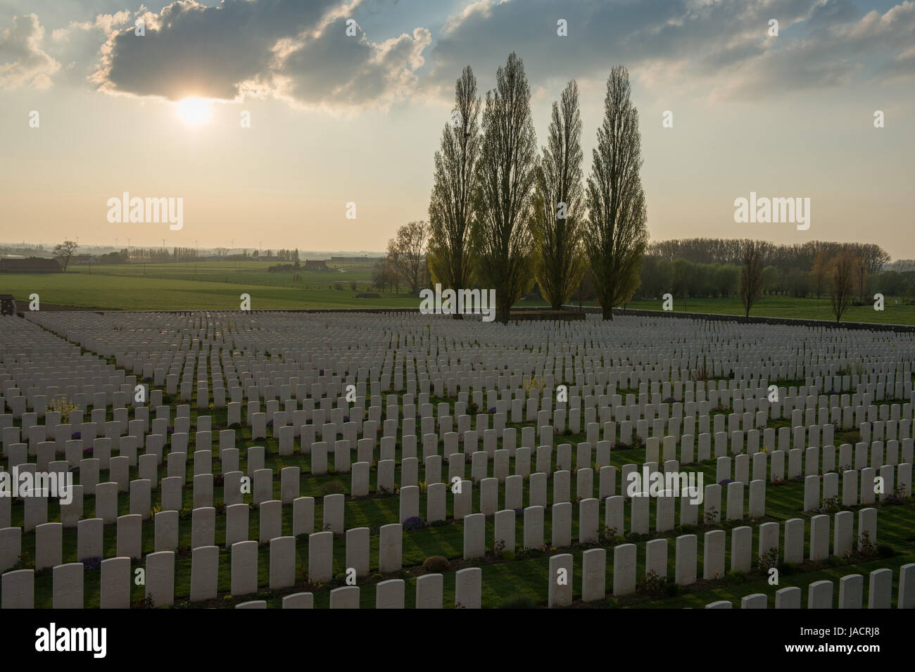 Tyne Cot Cemetery is the largest Commonwealth War Graves Commission cemetery in the world in terms of burials. Near Ieper (Ypres) in Belgium Stock Photo