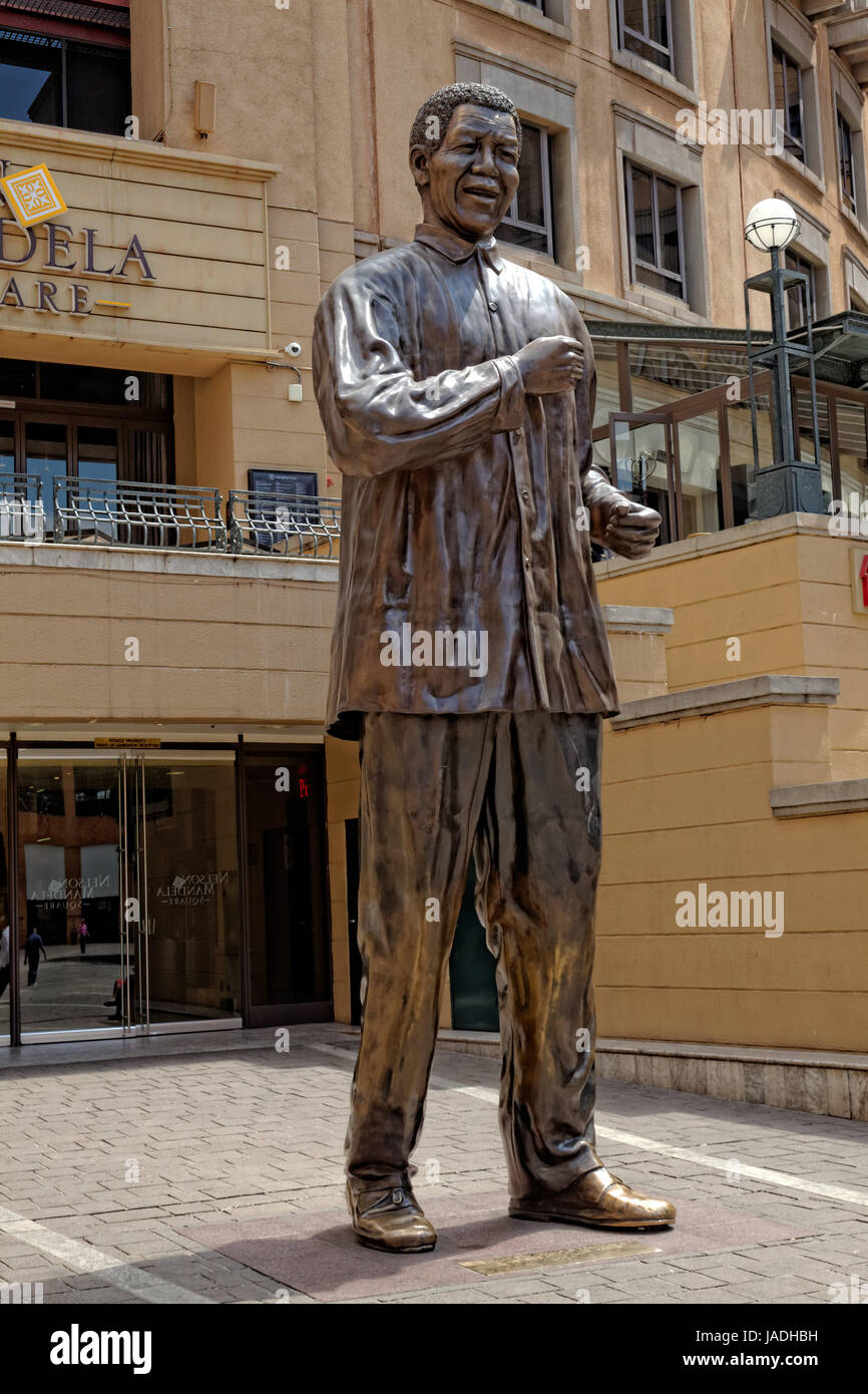 Nelson Mandela Statue am Nelson Mandela Square, Johannesburg Stock
