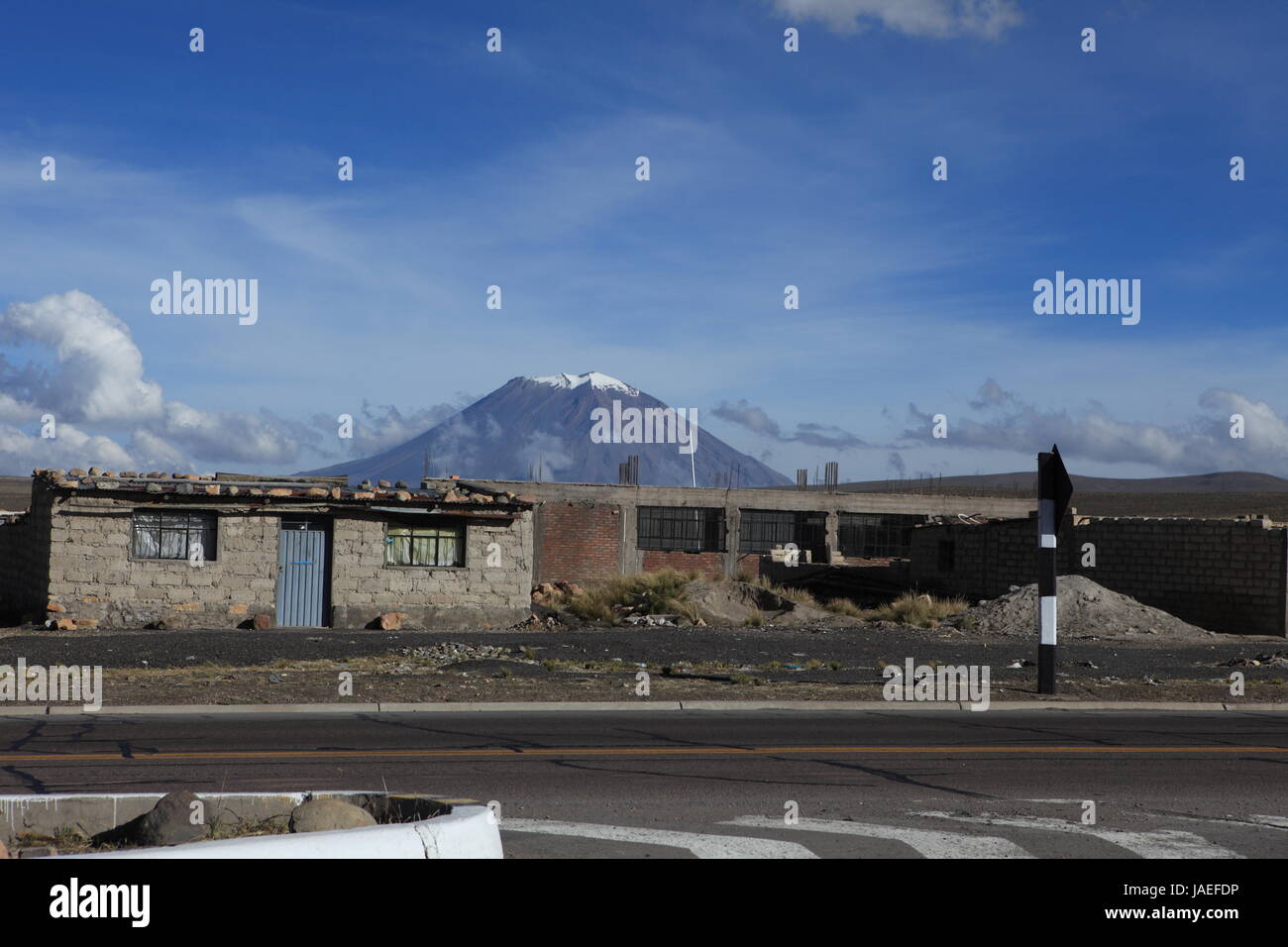 volcanoes in the andes of peru Stock Photo Alamy