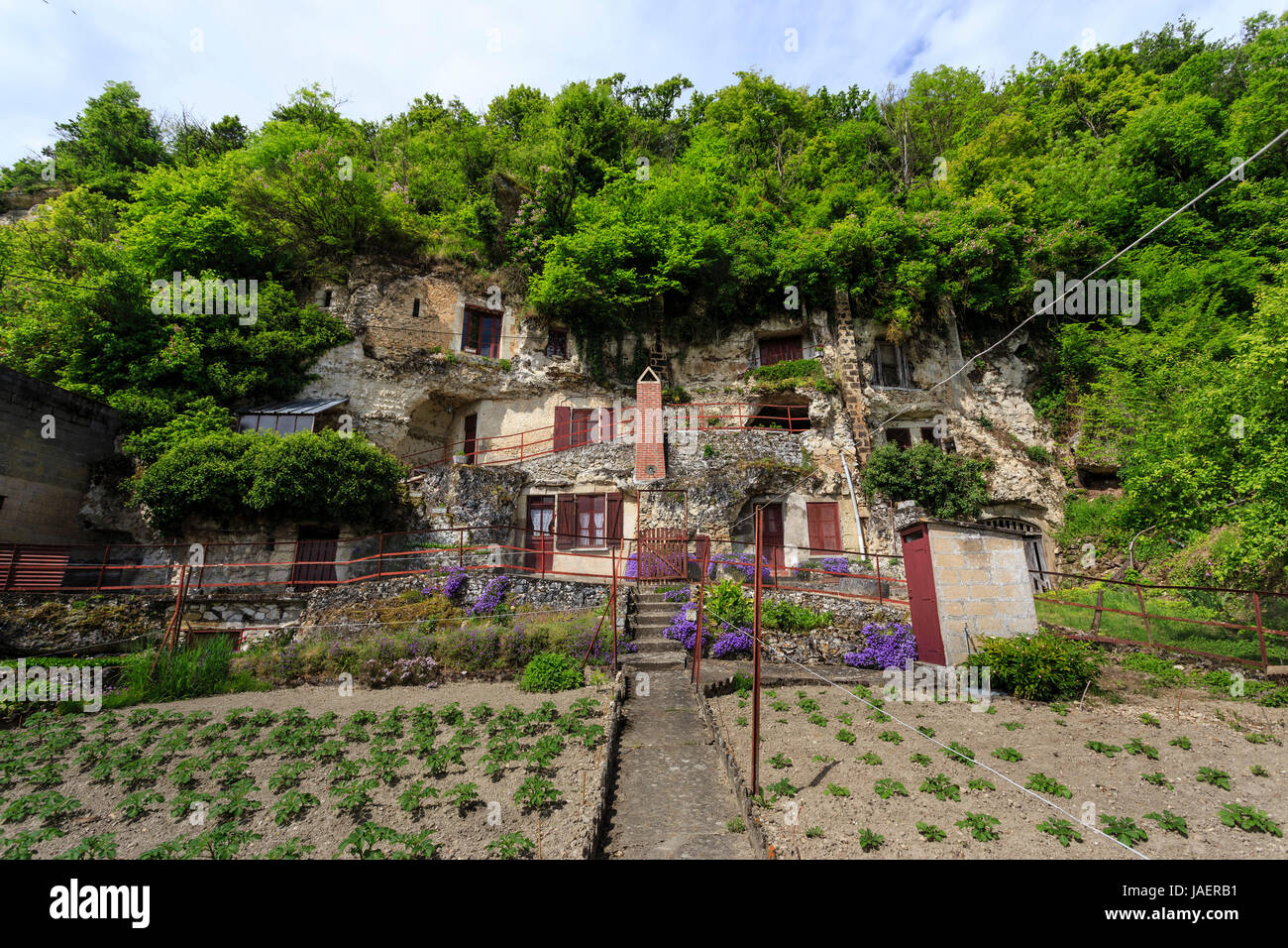 France, Loir et Cher, Les Roches l'Eveque, troglodyte house Stock Photo