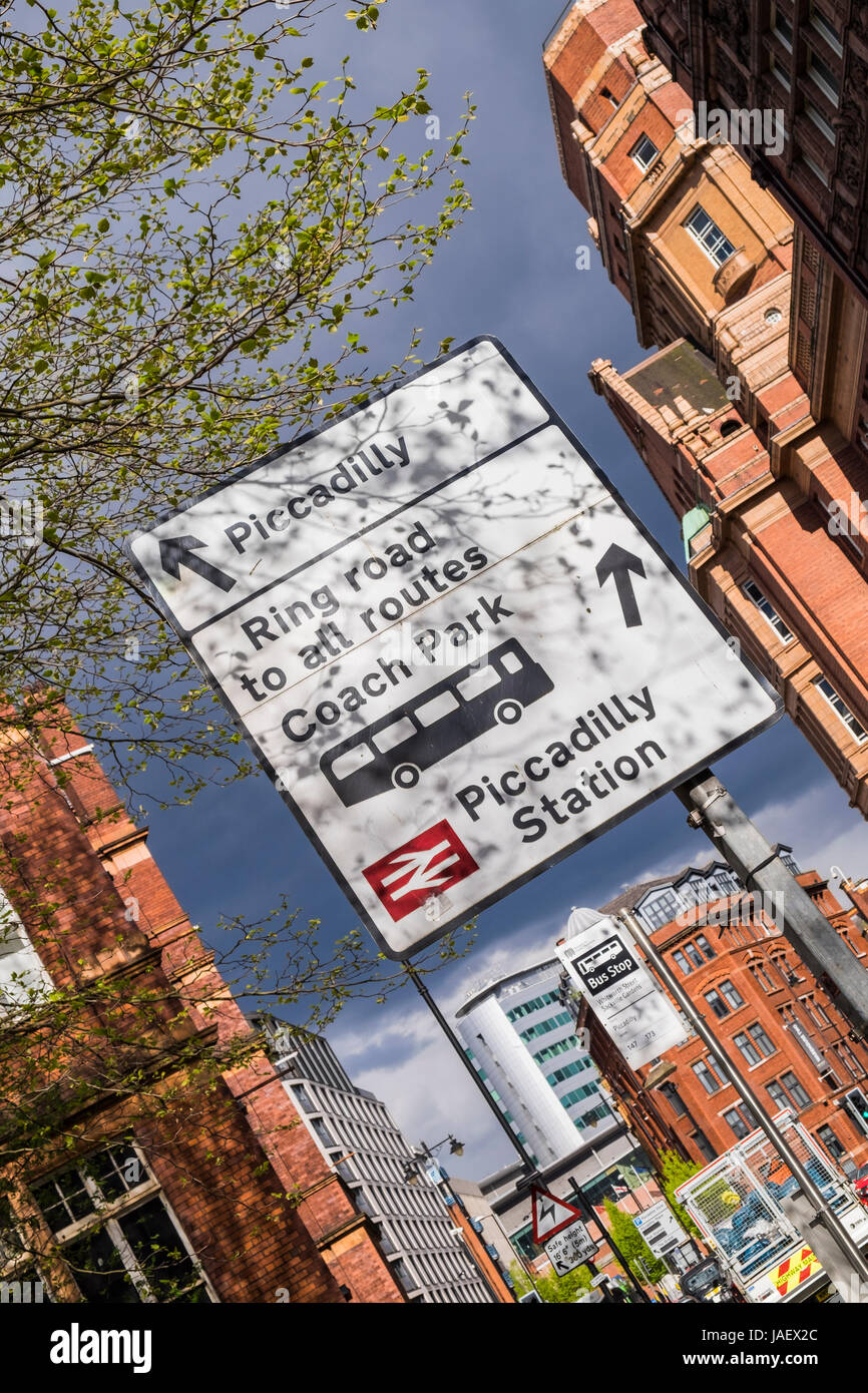 Manchester piccadilly station hires stock photography and images Alamy
