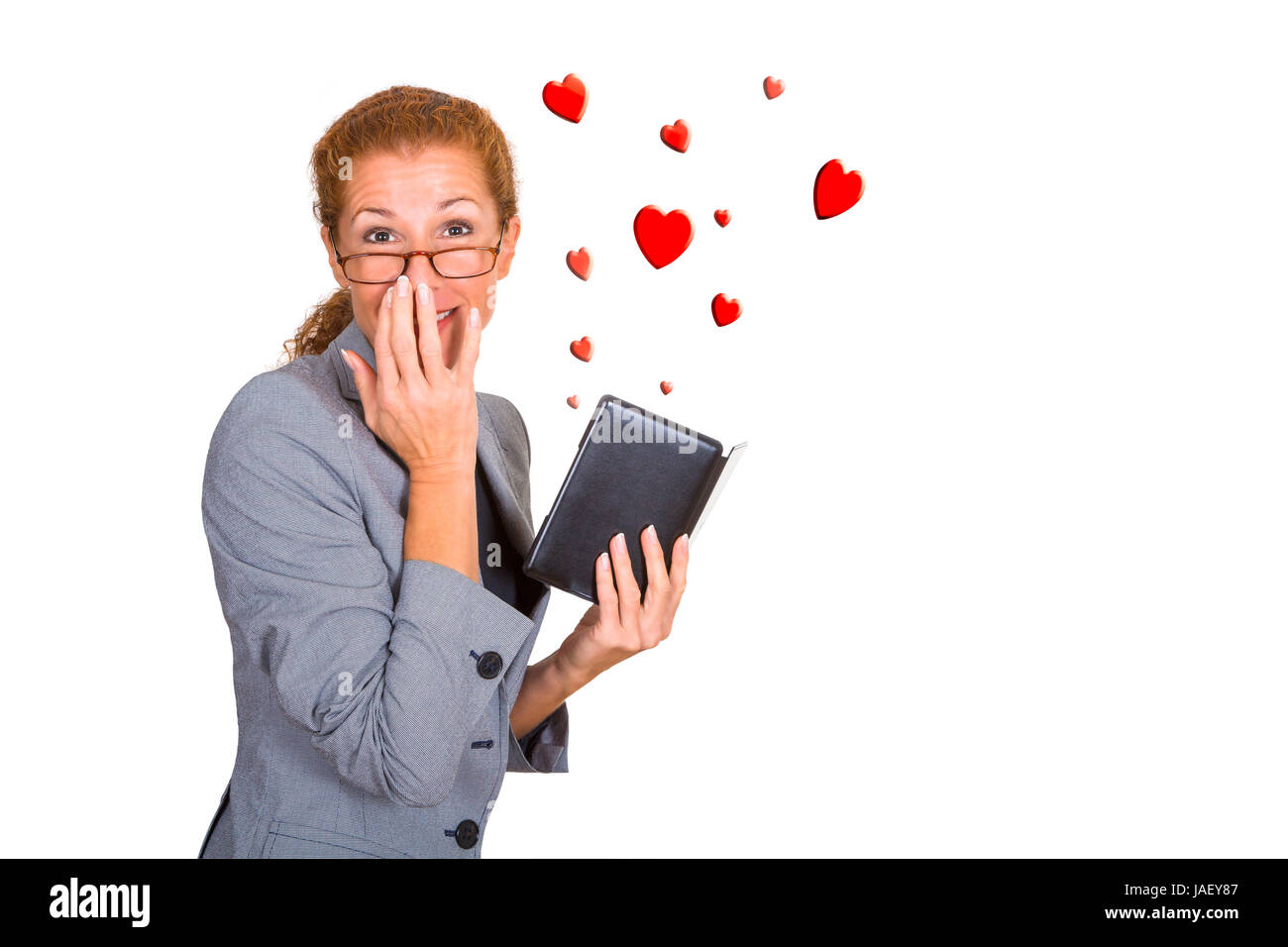 Frau bekommt Liebeserklärung per smartphone Stock Photo