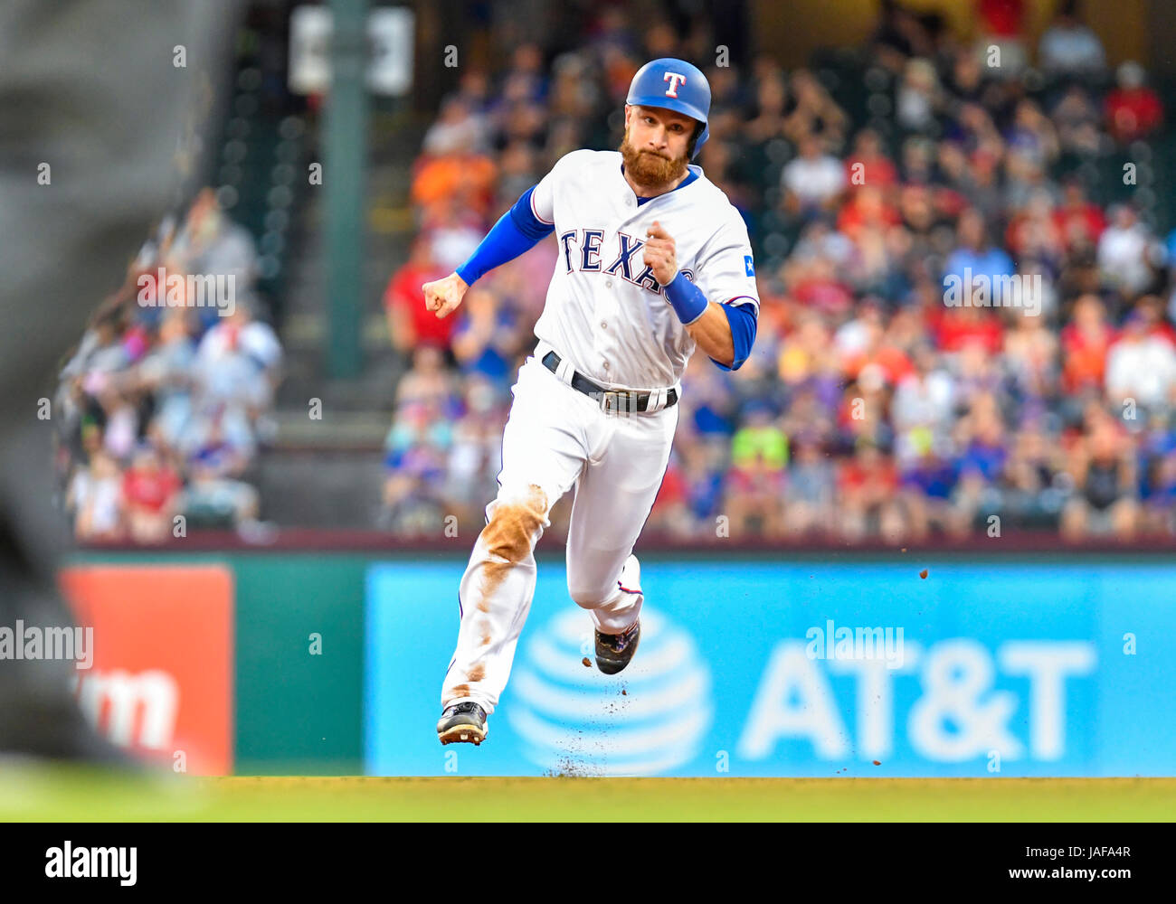 Arlington, Texas, USA. 6th Jun, 2017. Texas Rangers catcher Jonathan ...