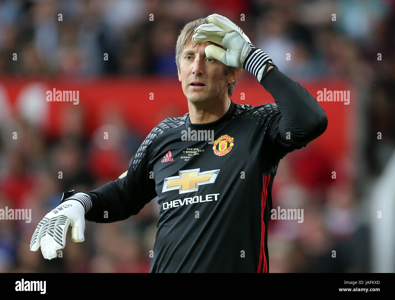 Manchester United goalkeeper Edwin van der Sar Stock Photo - Alamy