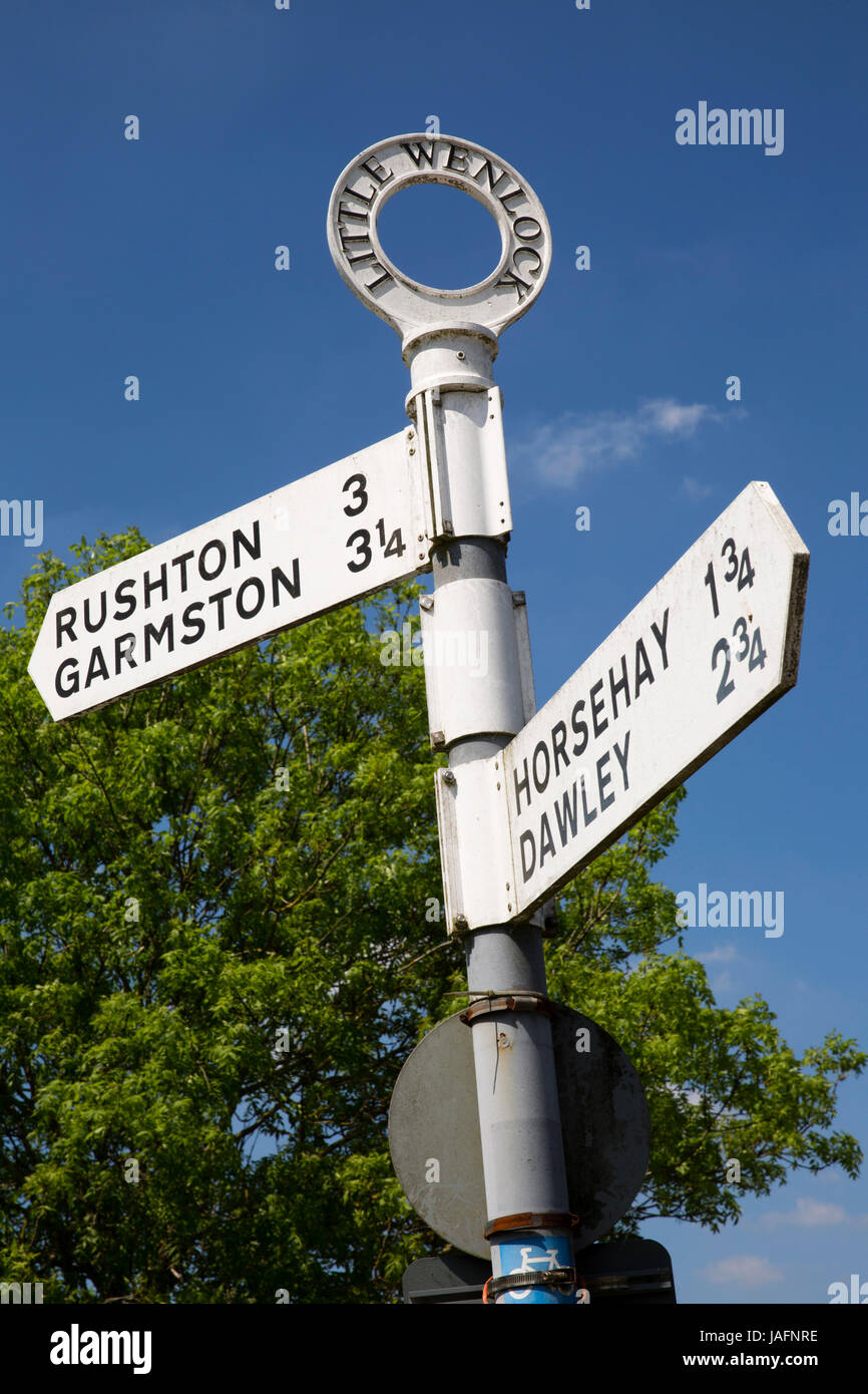 UK, England, Shropshire, Little Wenlock, Spout Lane, road sign Stock