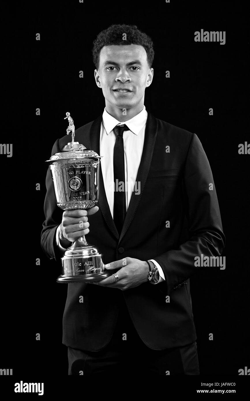 Dele alli tottenham Black and White Stock Photos & Images Alamy