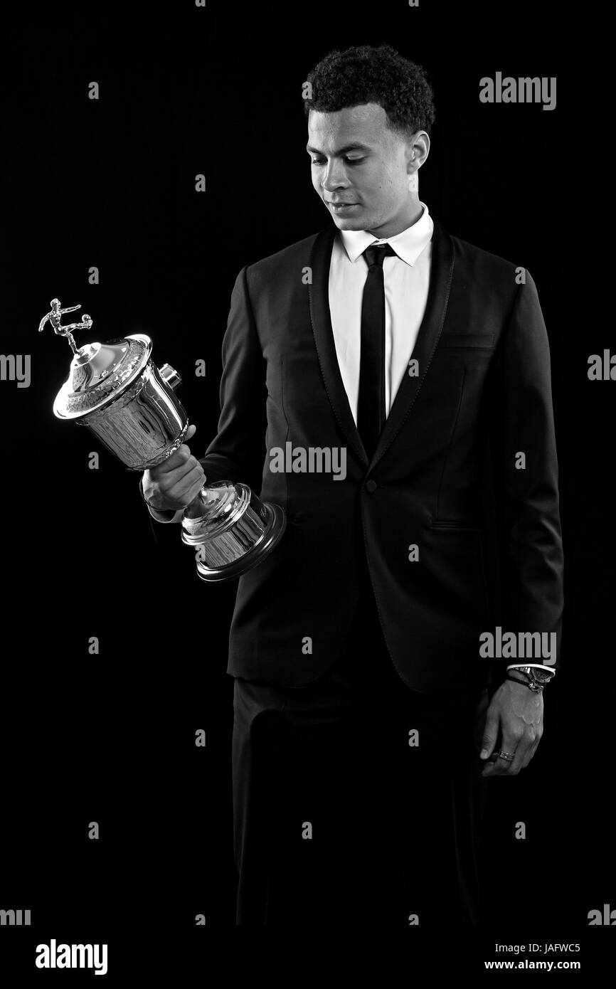 Dele alli Black and White Stock Photos & Images Alamy