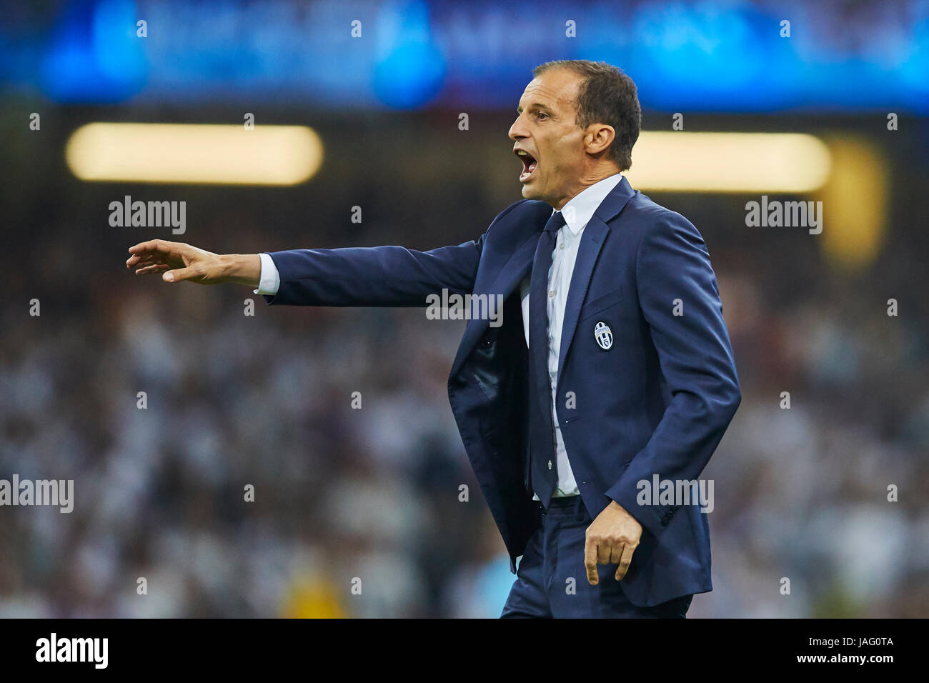 UEFA Champions League, Final, Cardiff, June 03 2017  Massimiliano ALLEGRI, JUVE Trainer Gesticulates and giving instructions, action, single image, ge Stock Photo