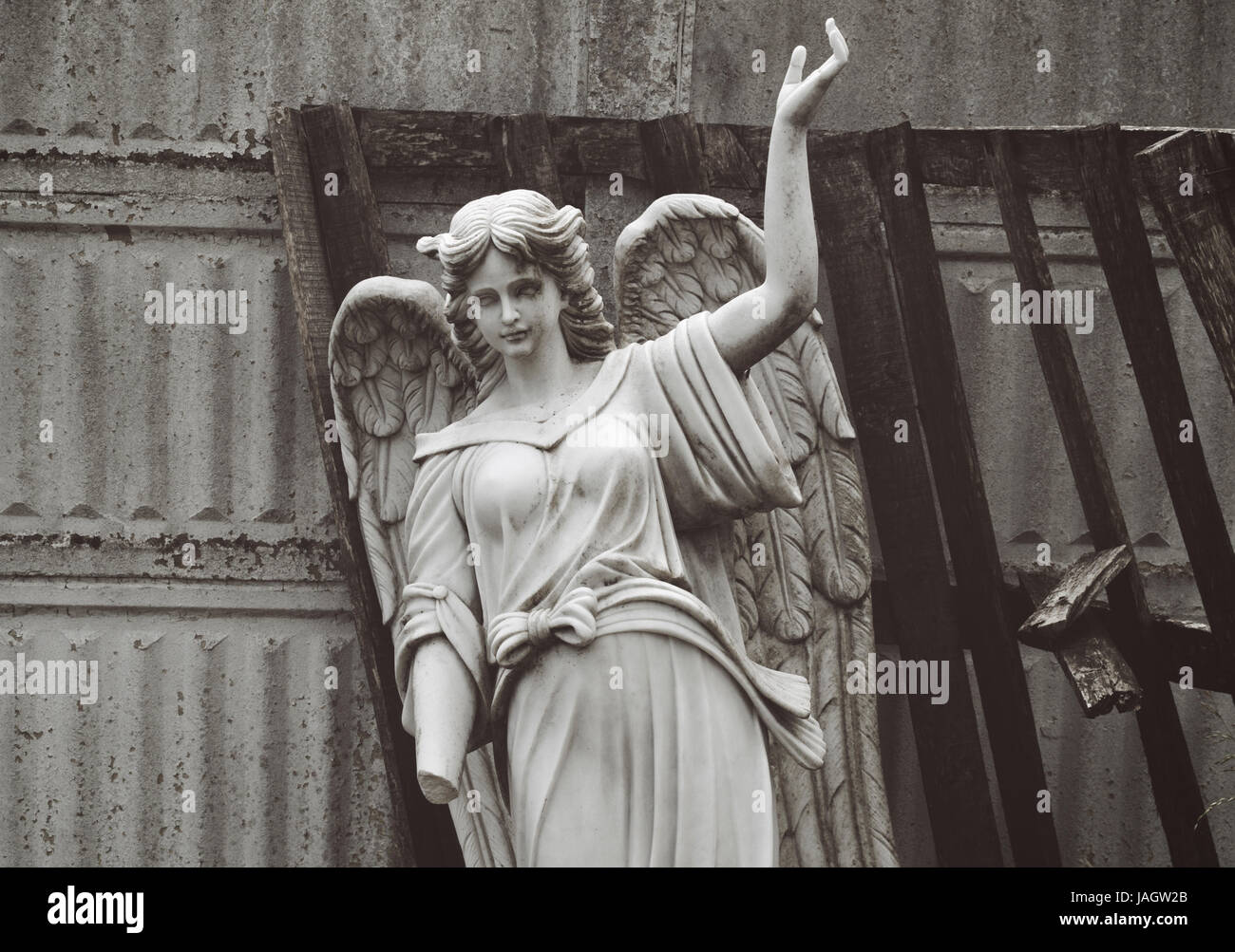 Broken angel statue hires stock photography and images Alamy