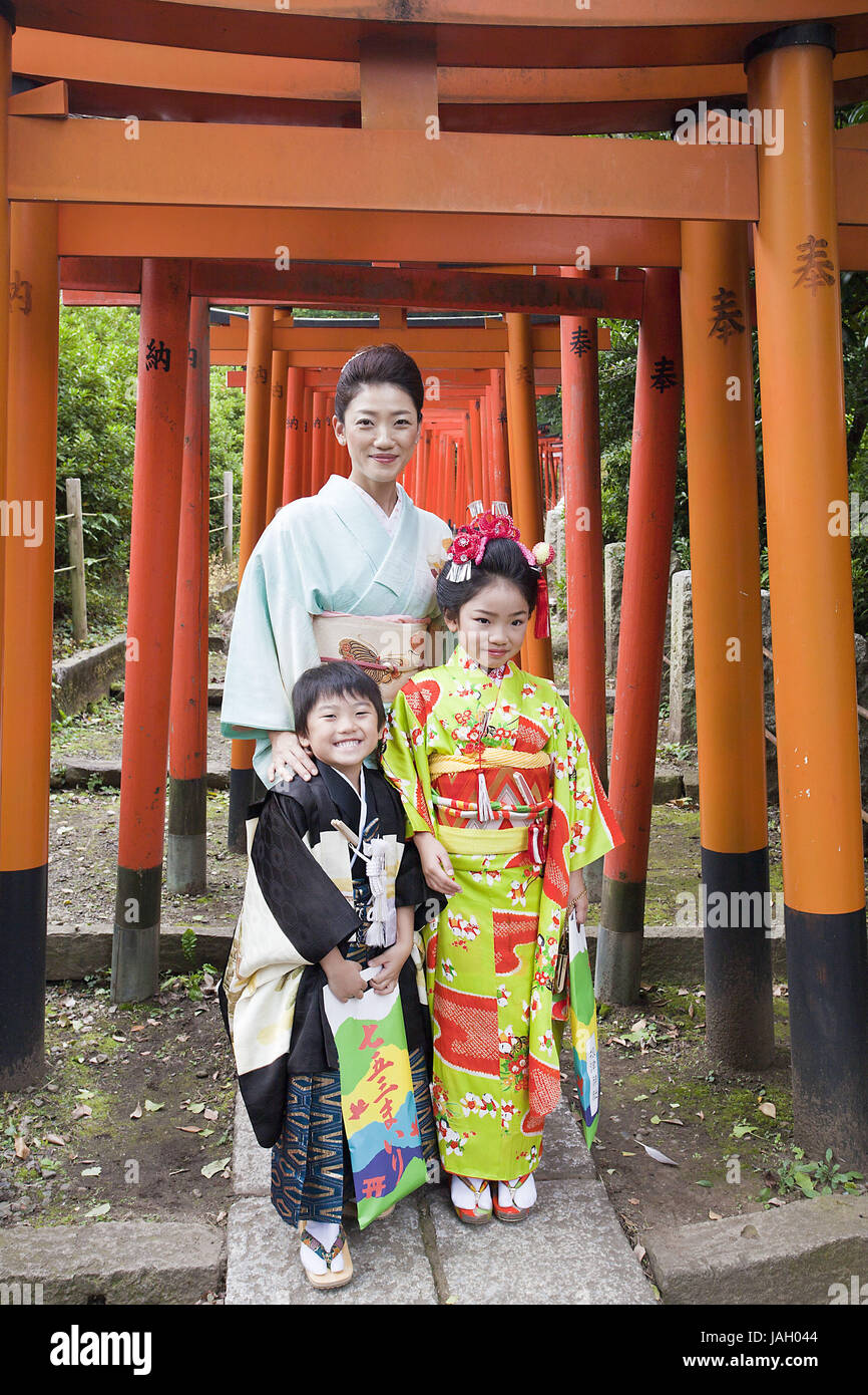 Japan,Tokyo,Sichi Go San feast,woman,children,kimonos,traditionally, Stock Photo