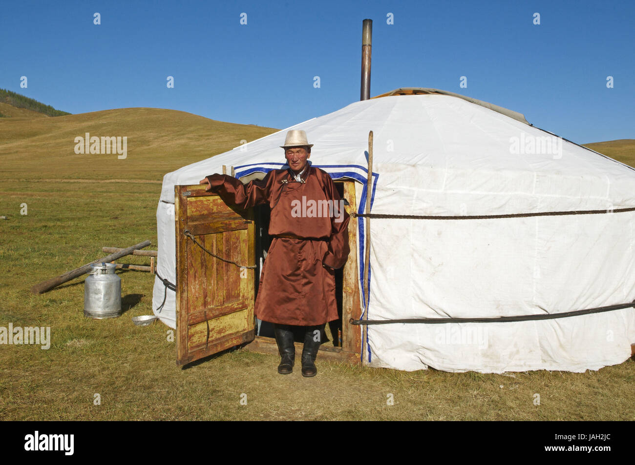 Mongolian old man hi-res stock photography and images - Alamy