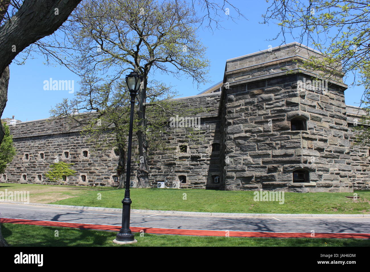 st patricks day parade throgs neck