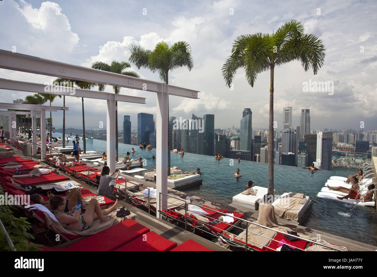 Singapore,hotel 'Marina Bay Sands',roof terrace,swimming