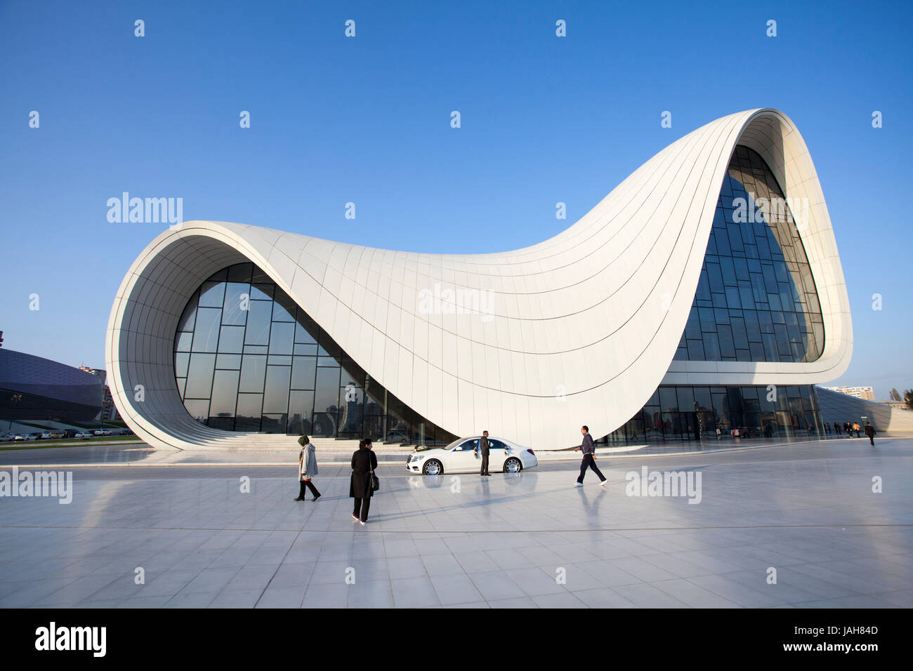 Zaha Hadid's Heydar Aliyev Museum, Baku, Azerbaijan Stock Photo