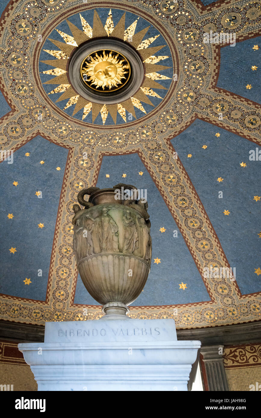 Interior of St Bernards Well showing Greek Urn and ceiling detail, near Dean Village on the Water of Leith, Edinburgh, Scotland Stock Photo