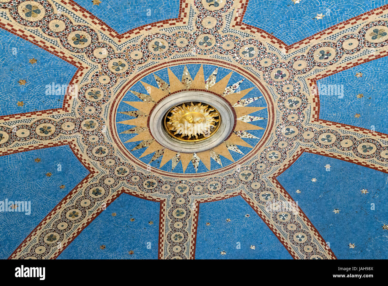 Interior of St Bernards Well showing ceiling detail,of golden sun and mosaic tiles, near Dean Village on the Water of Leith, Edinburgh, Scotland Stock Photo