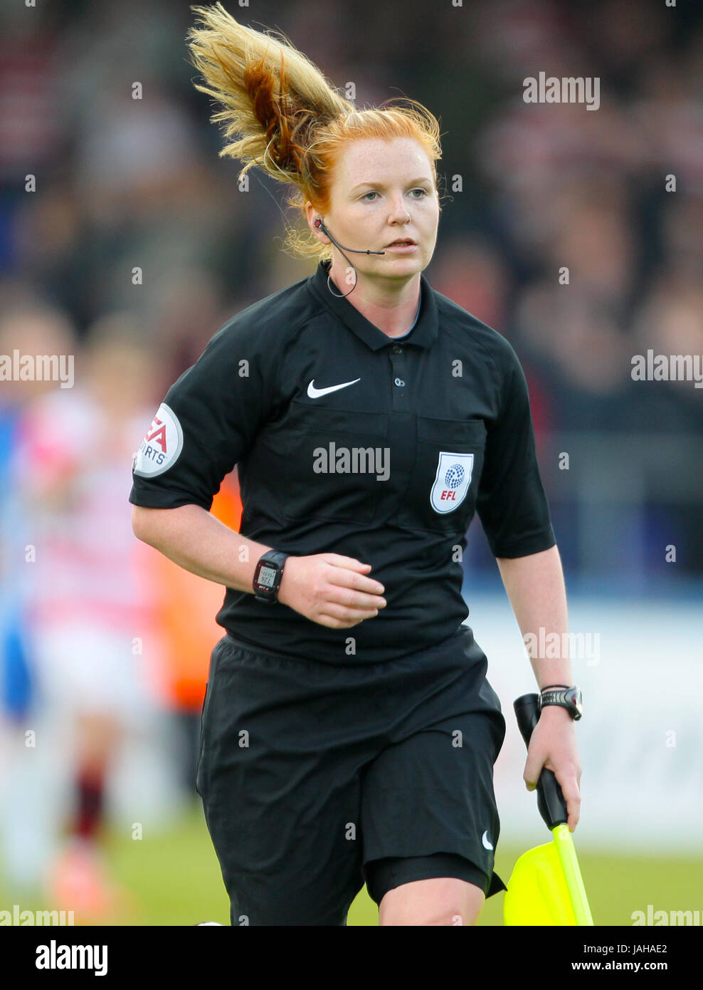 Lineswoman Helen Byrne Stock Photo - Alamy