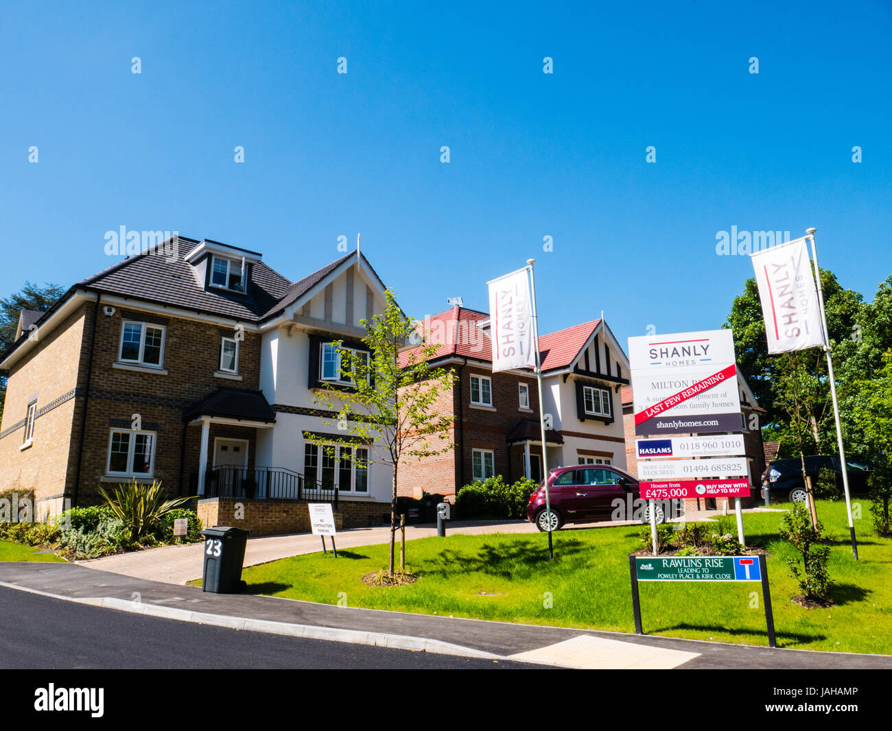 New Housing Development, Purley-on-Thames, Reading, Berkshire, England, UK, GB. Stock Photo