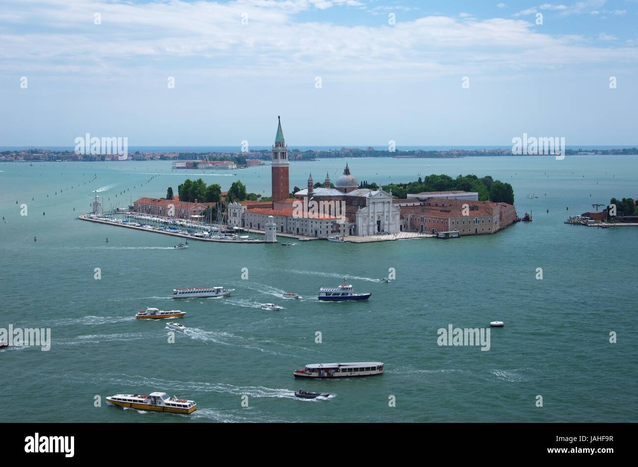 Blick auf die Insel vor Venedig von einem Turm Stock Photo
