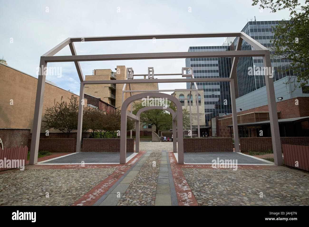 outline of benjamin franklins house in franklin court interior Philadelphia USA Stock Photo