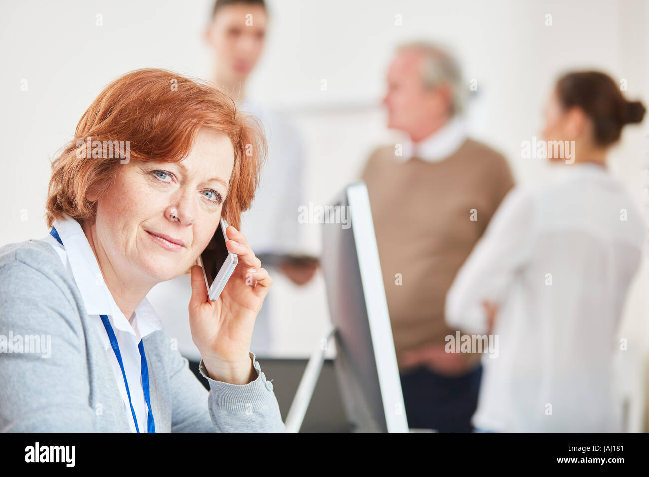 Business hotline hi-res stock photography and images - Alamy