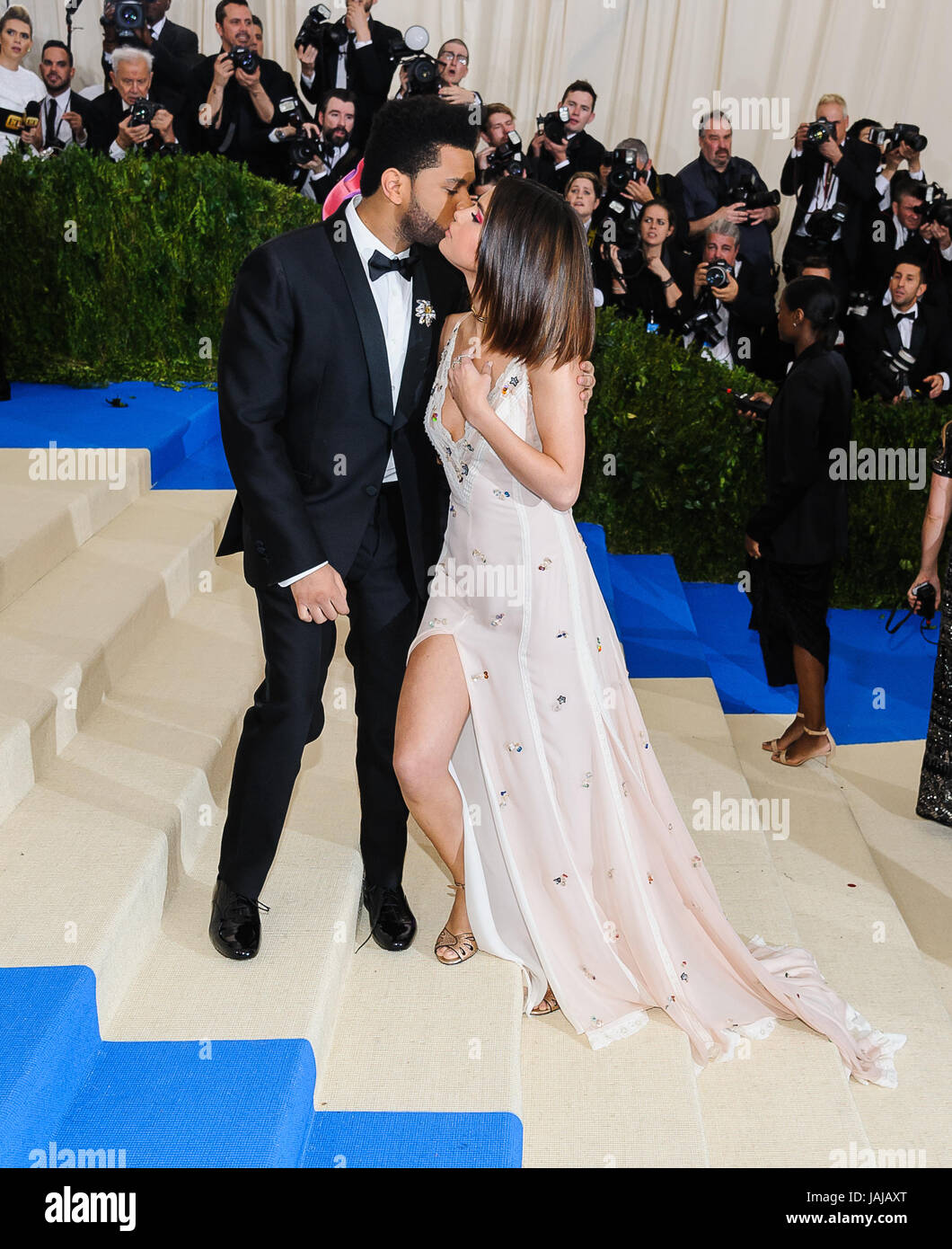 Selena Gomez and The Weeknd Go to Met Gala 2017 Together