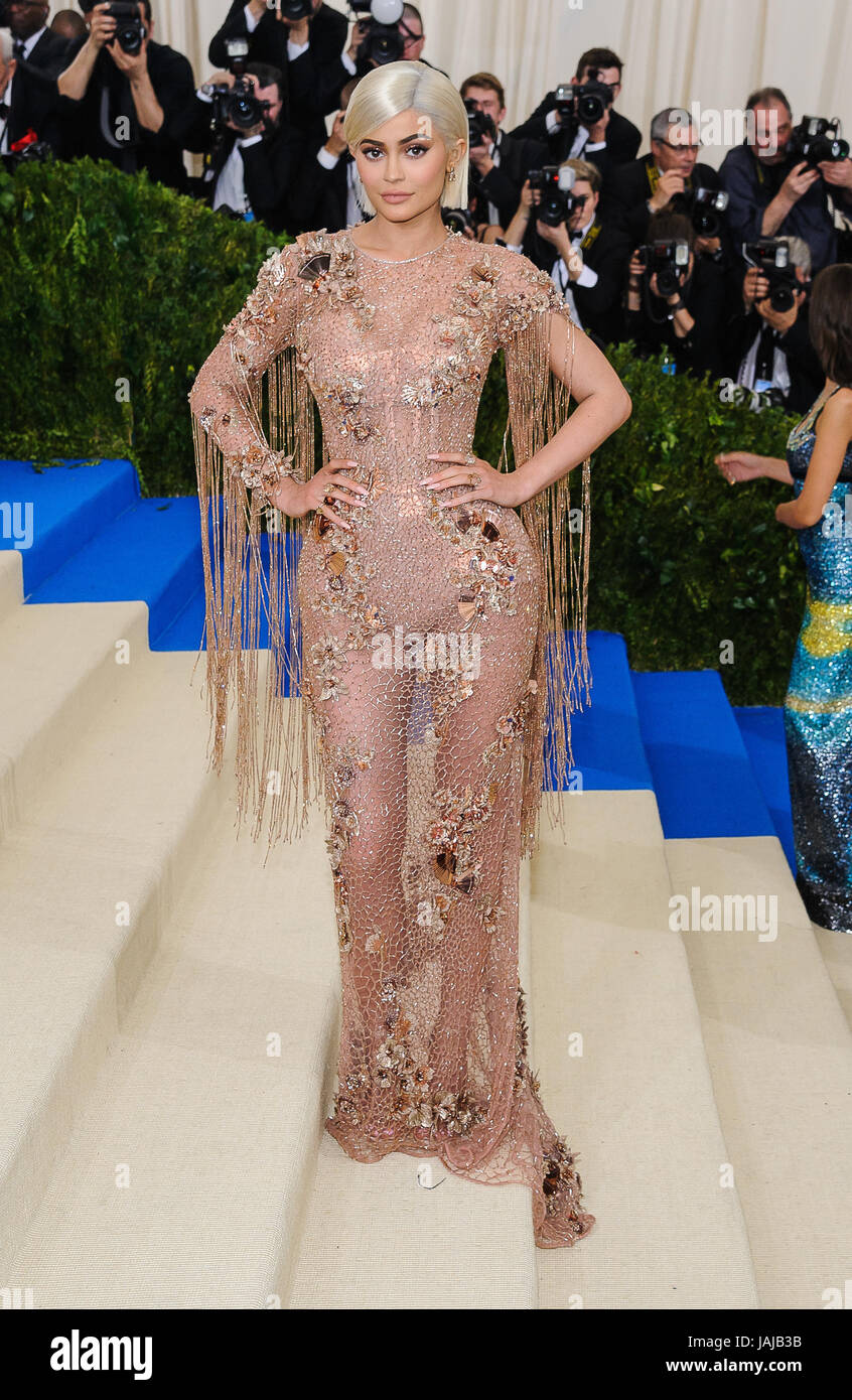 The Met Gala 2017 - Arrivals Featuring: Kylie Jenner Where: New York,  United States When: 01 May 2017 Credit: WENN.com Stock Photo - Alamy