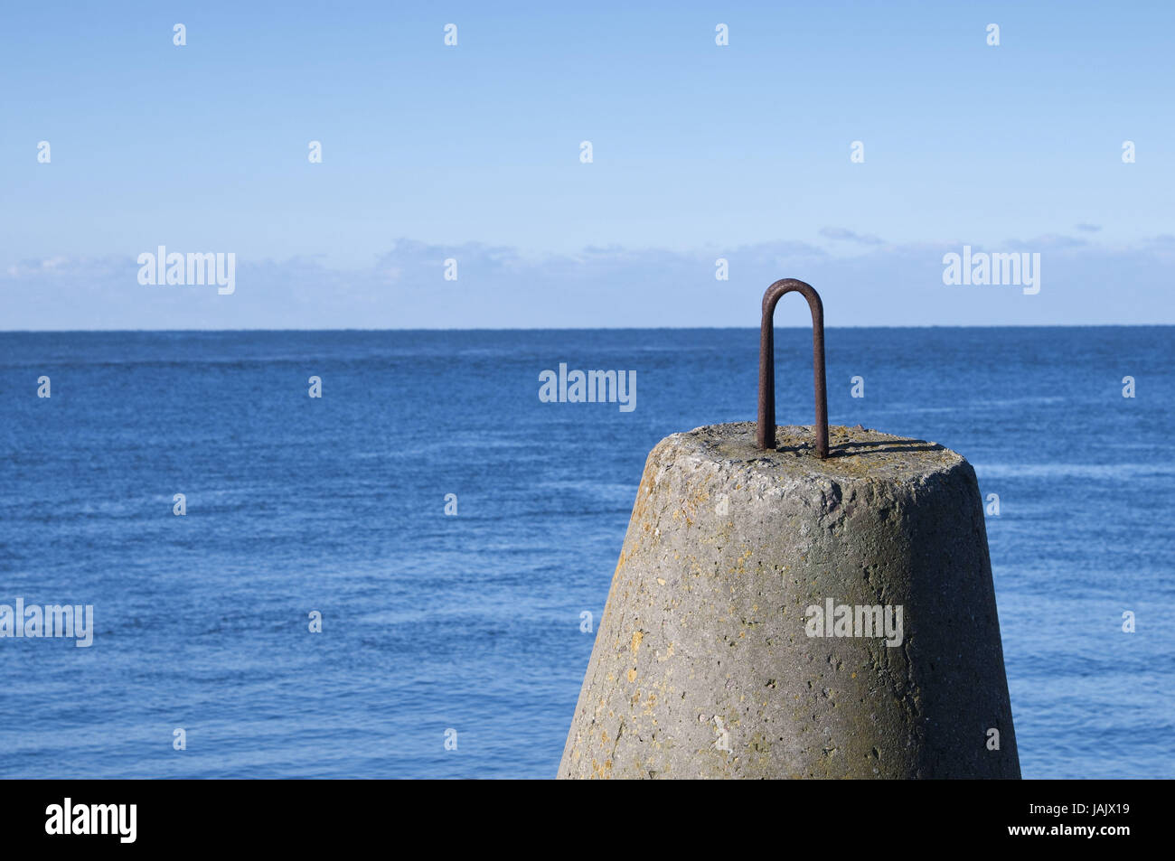 Concrete block anchor hires stock photography and images Alamy