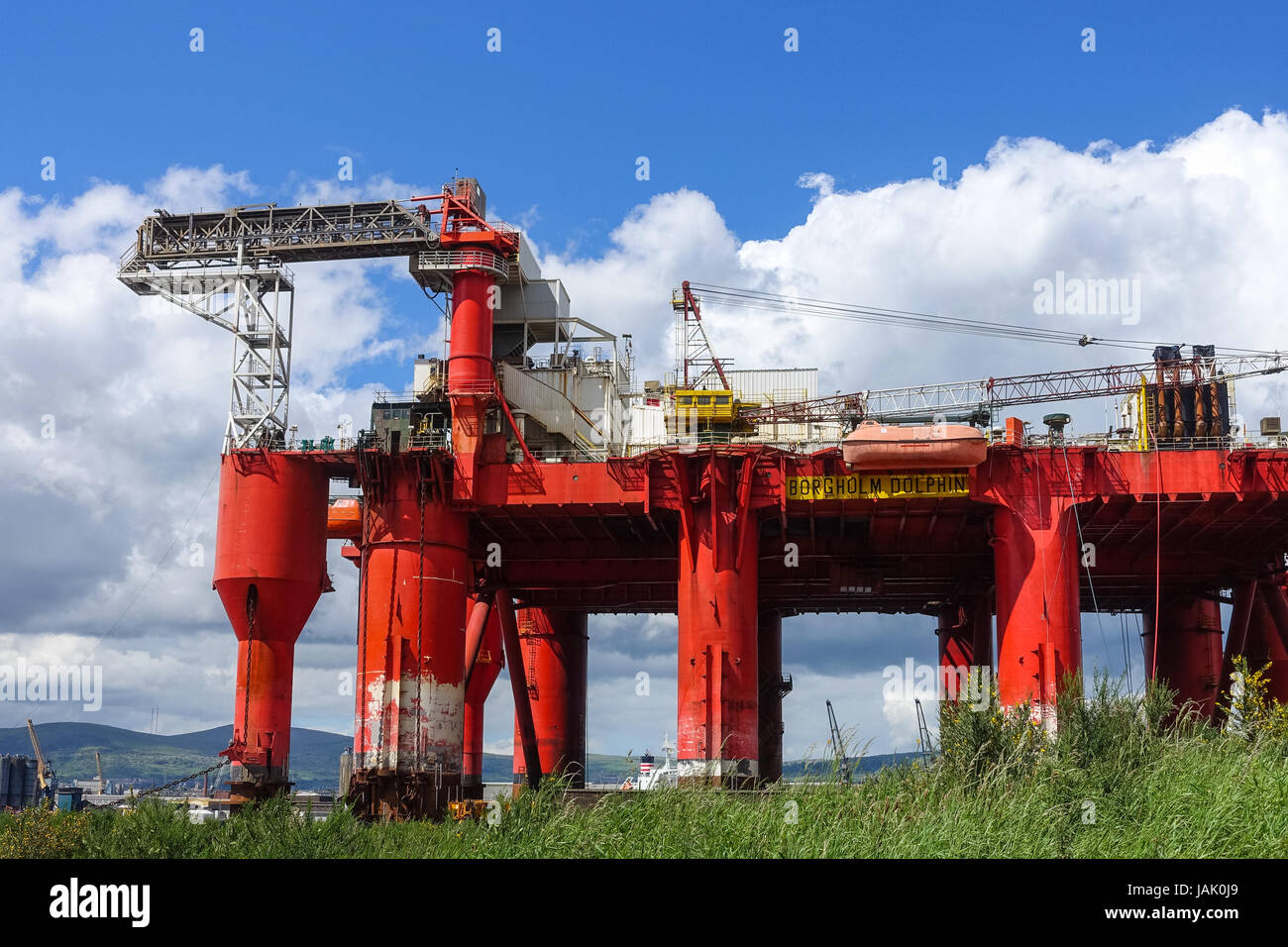 Column Stabilized Oil Rig Column High Resolution Stock Photography and Images - Alamy