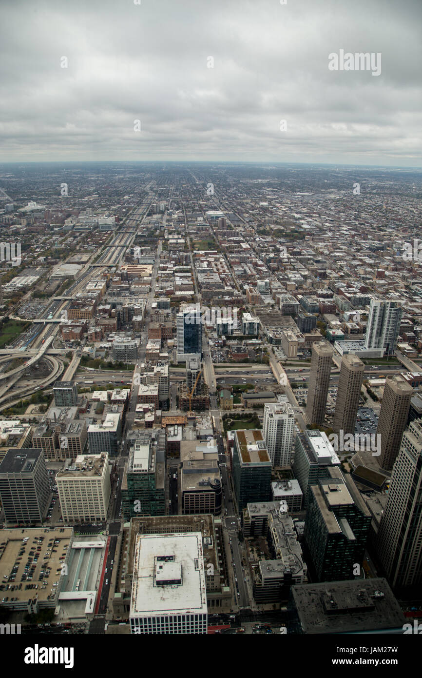 Chicago skyline skyscrapers hi-res stock photography and images - Alamy
