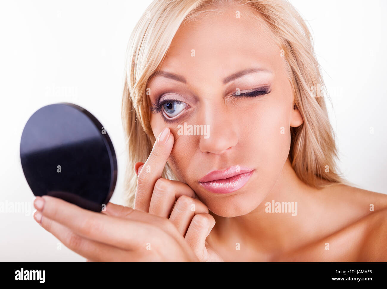 Beautiful human eye contact lens hires stock photography and images Alamy