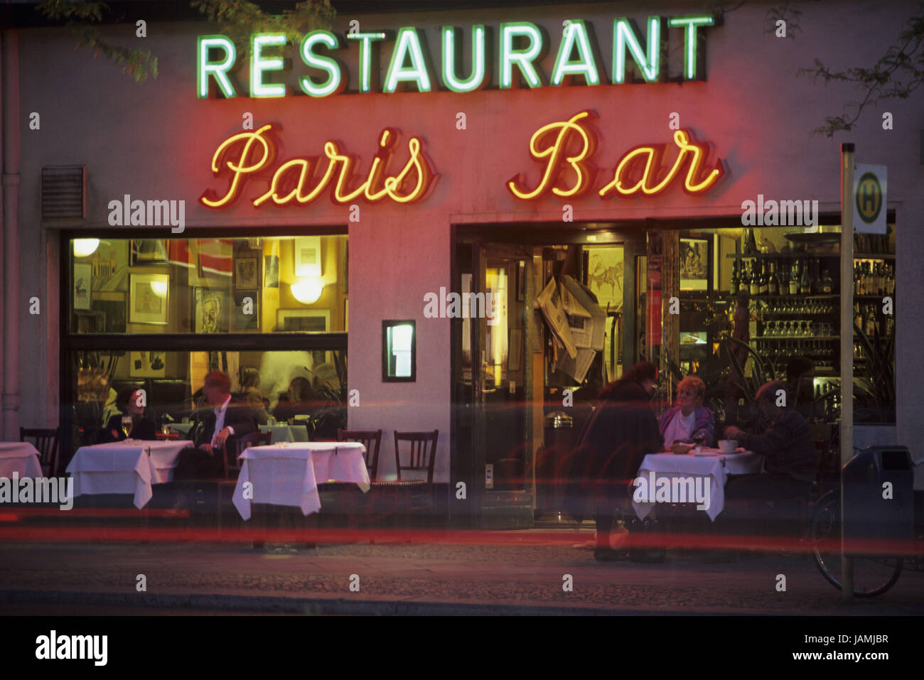 Berlin paris bar hi-res stock photography and images - Alamy