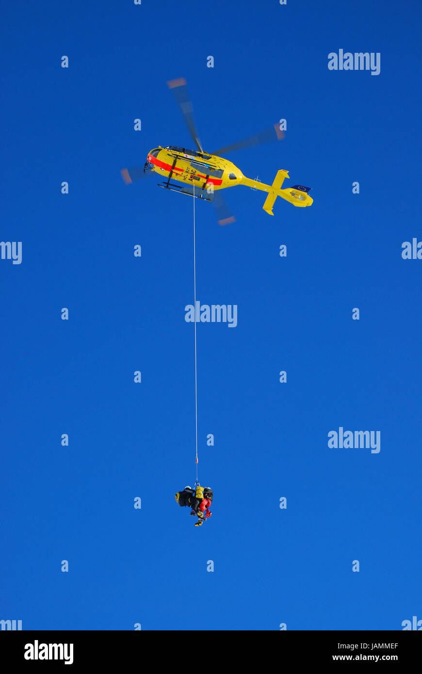 Austria,Tyrol,ÖAMTC,rescue helicopter,rope's recovery,no property