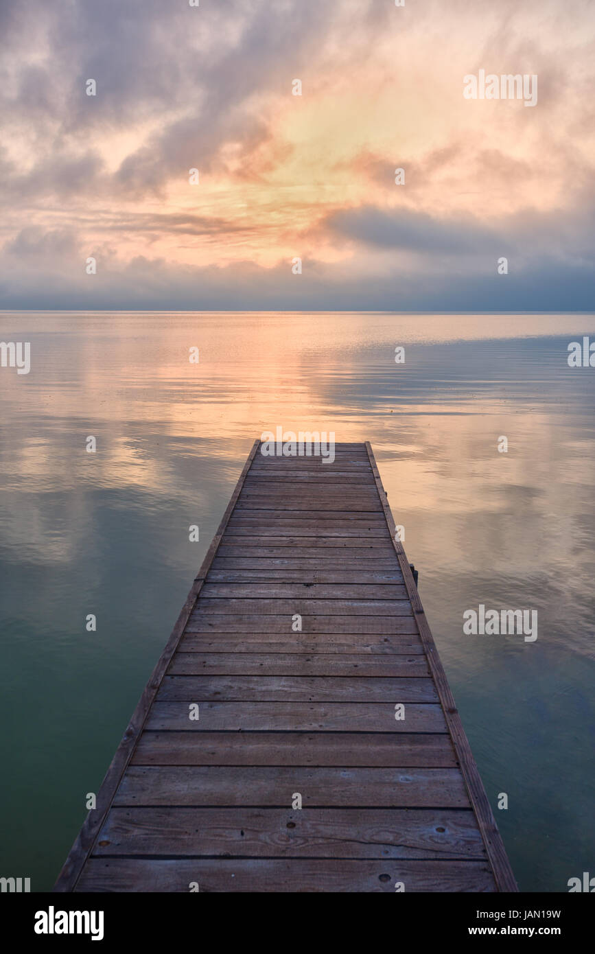Old wooden empty pier hi-res stock photography and images - Alamy