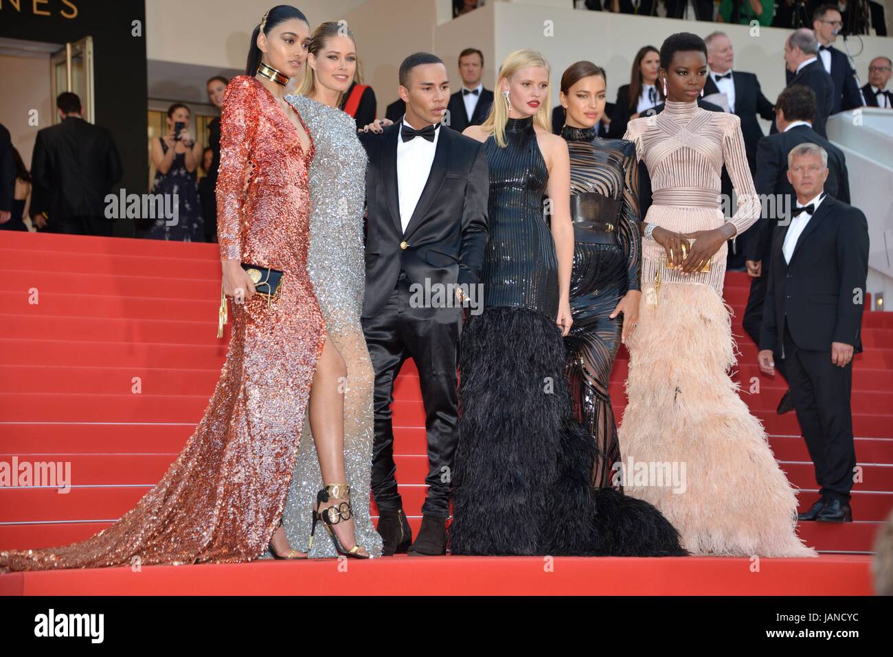 Models Neelam Gill, Doutzen Kroes, Lara Stone, Irina Shayk and Maria Borges with designer Olivier Rousteing  Arriving on the red carpet for the film 'The Beguiled'  70th Cannes Film Festival  May 24, 2017 Photo Jacky Godard Stock Photo