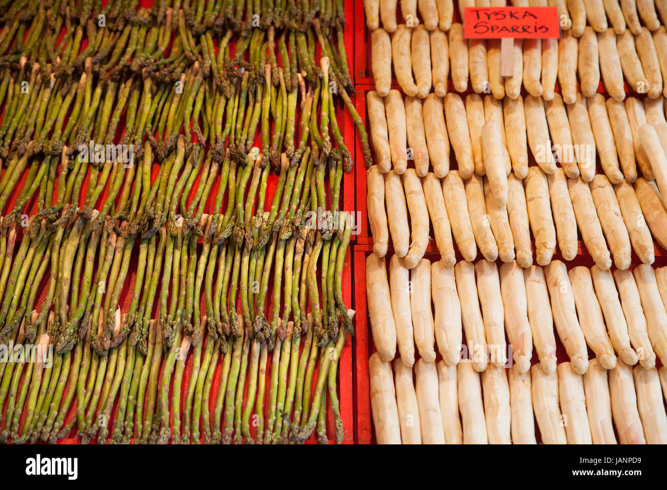 ASPARAGUS White and green at square trade 2017 Stock Photo