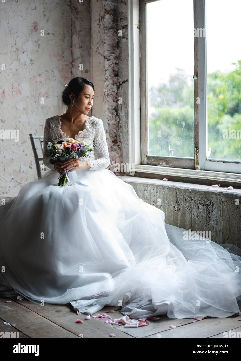 Asian engagement ceremony hi-res stock photography and images - Alamy