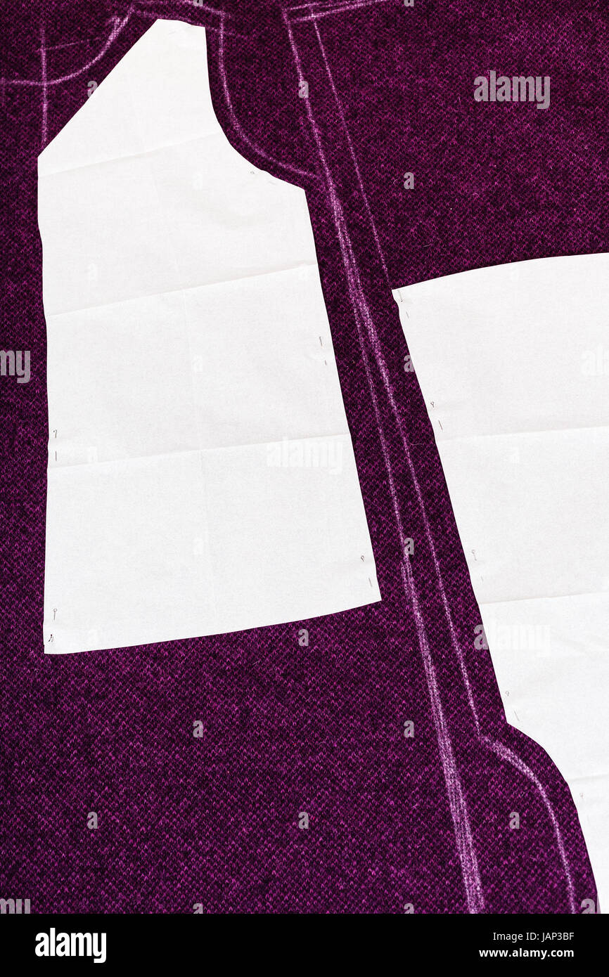 tracing paper forms of dress pattern cutting of woollen cloth on