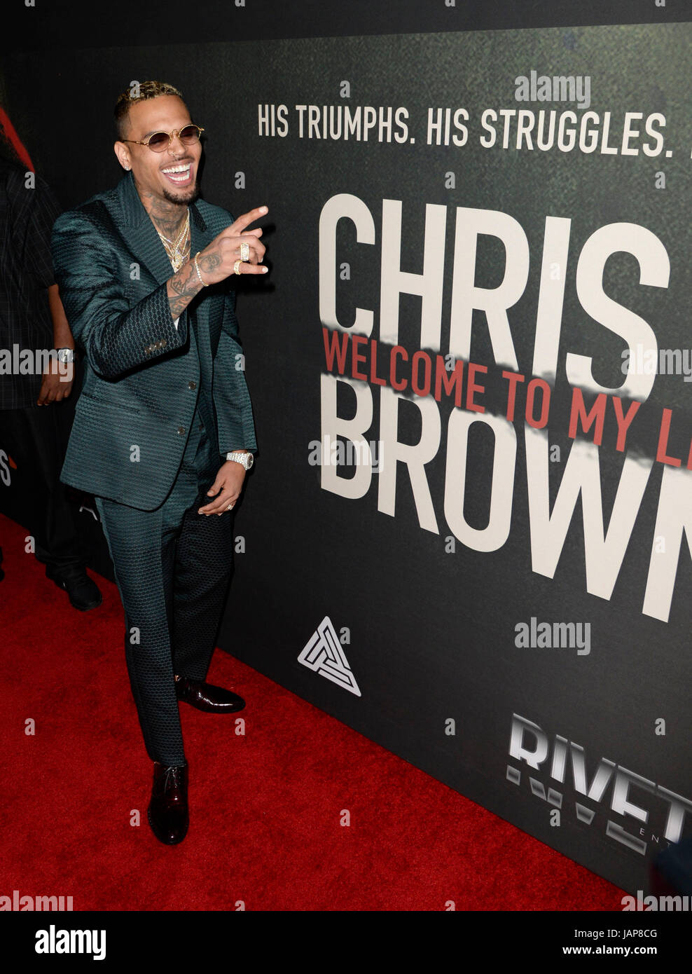 Chris Brown - Chris - Image 1 from Red Carpet Fab - "Takers"  Premiere