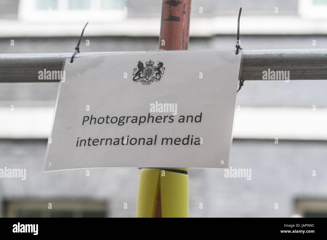 London, UK. 7th June, 2017. Workers construct a makeshift stand for the UK and International media and press in Downing Street for the General election results announcement Credit: amer ghazzal/Alamy Live News Stock Photo