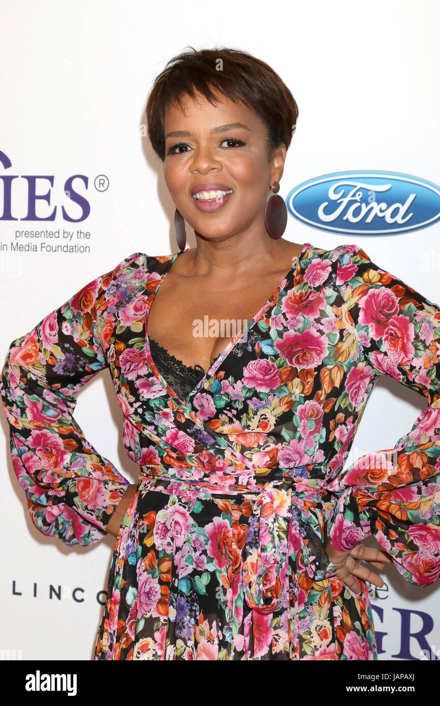 Beverly Hills, CA. 6th June, 2017. Paula Newsome at arrivals for 42nd Annual Gracie Awards Gala, Beverly Wilshire Hotel, Beverly Hills, CA June 6, 2017. Credit: Priscilla Grant/Everett Collection/Alamy Live News Stock Photo