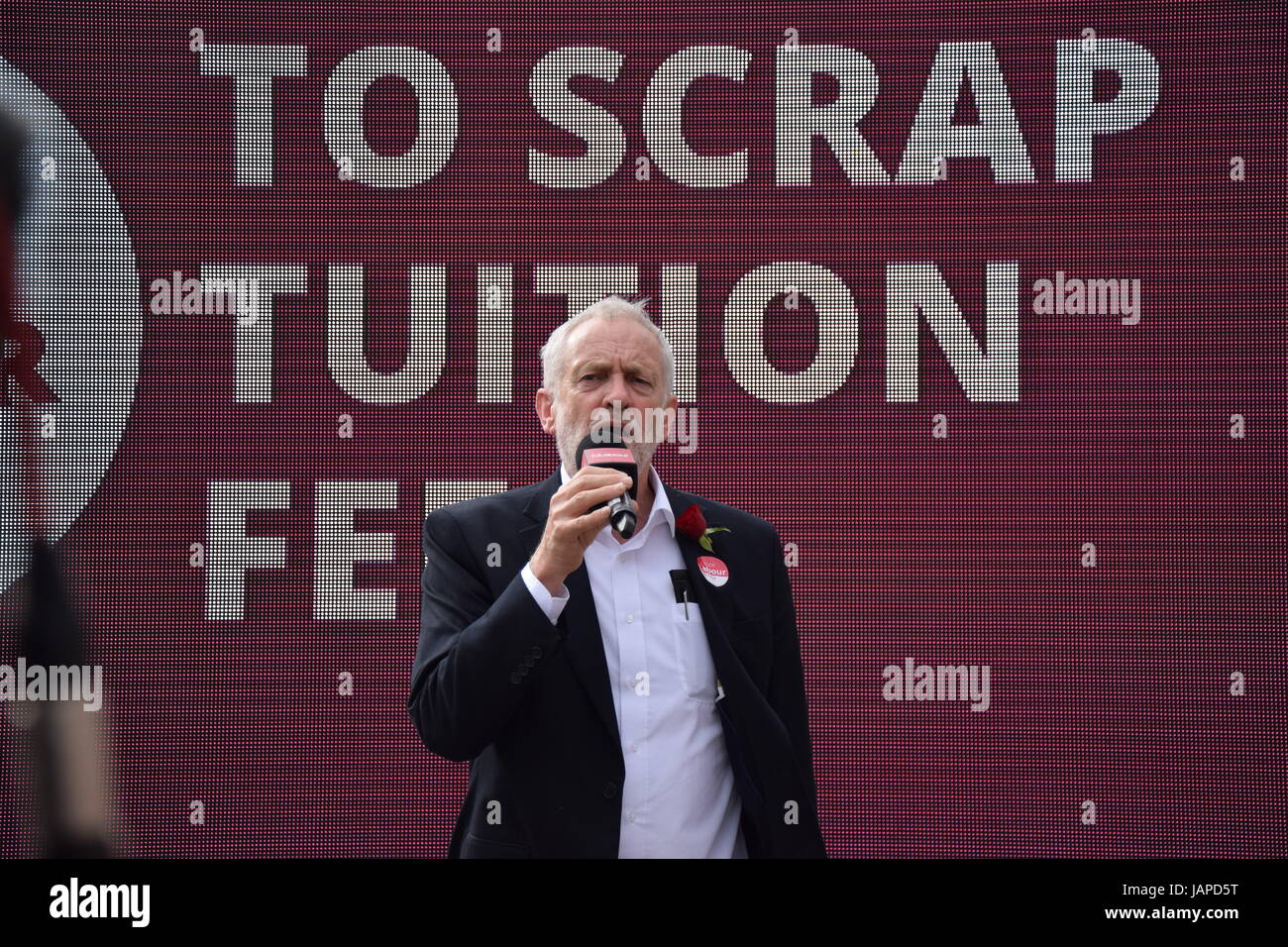 Jeremy Corbyn Labour Leader Campaign Speech in Watford June 7th Stock Photo