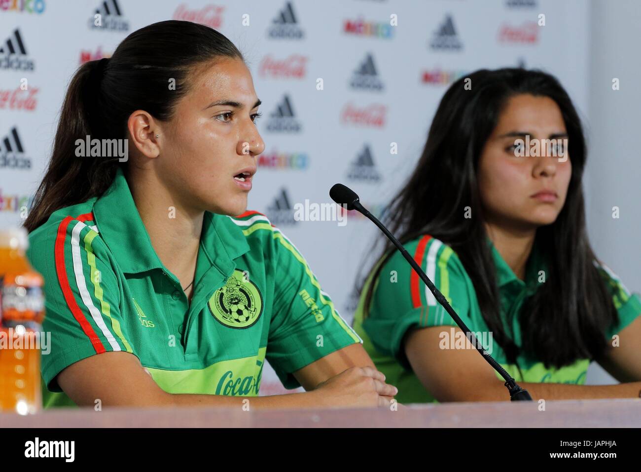 Nayeli Rangel Stock Photos & Nayeli Rangel Stock Images Alamy