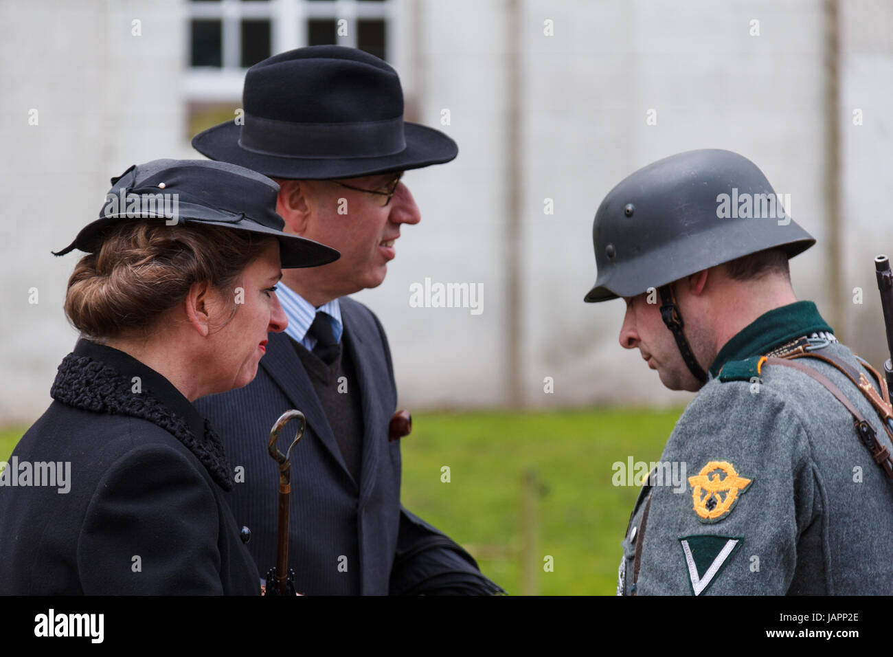 Spijk terug naar toen event: German soldier checking civilians Stock Photo