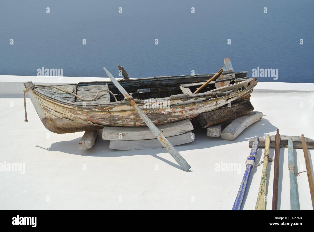 Nautical Rutter Boat rudder waves hi-res stock photography and images - Alamy