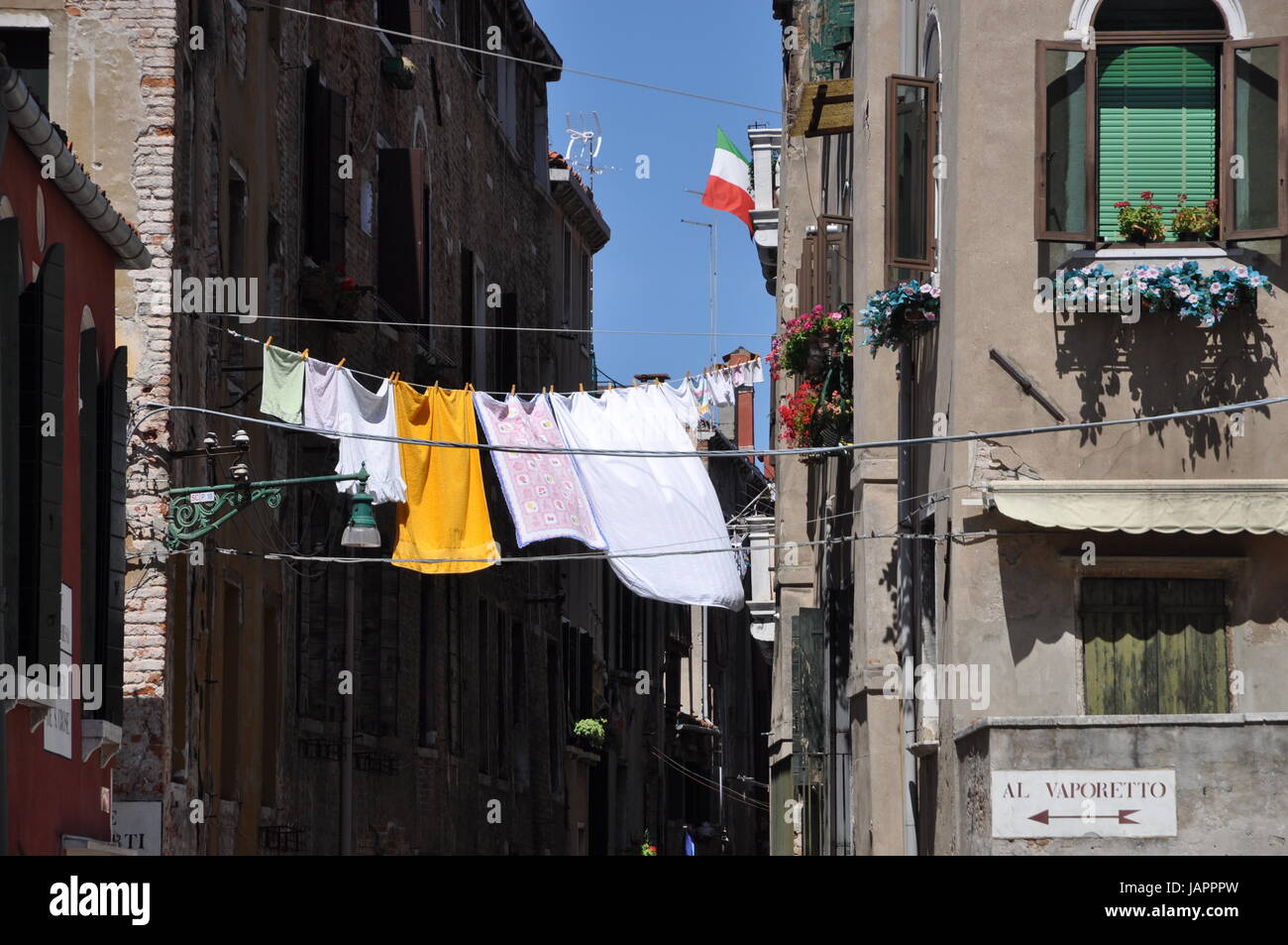 Wasche Haus Venedig Fenster Fassade Hausfassade Tur Stock