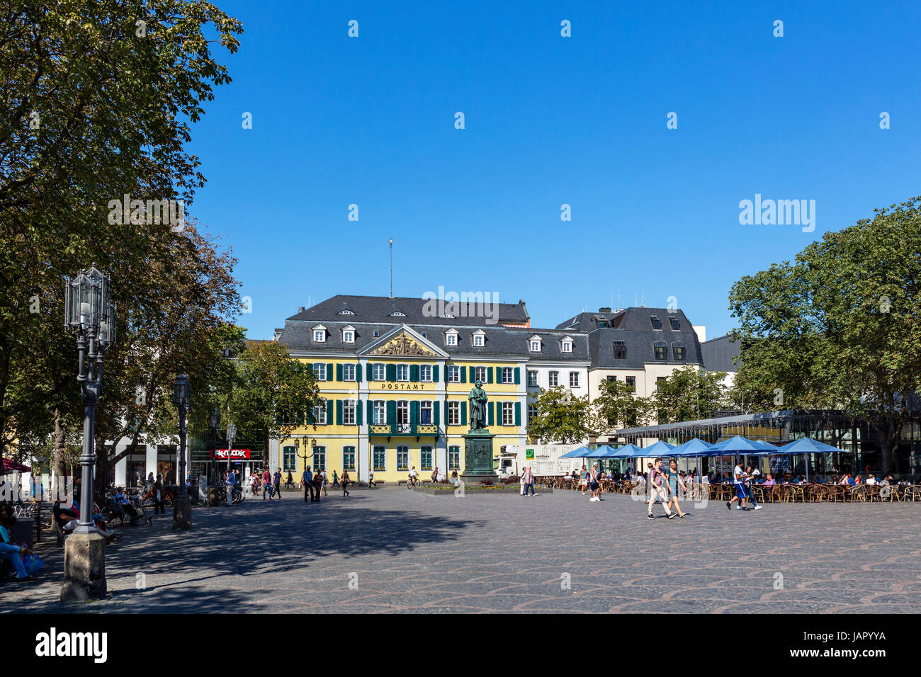 Cafe in front of the Post Office in Munsterplatz, Bonn, Germany Stock Photo