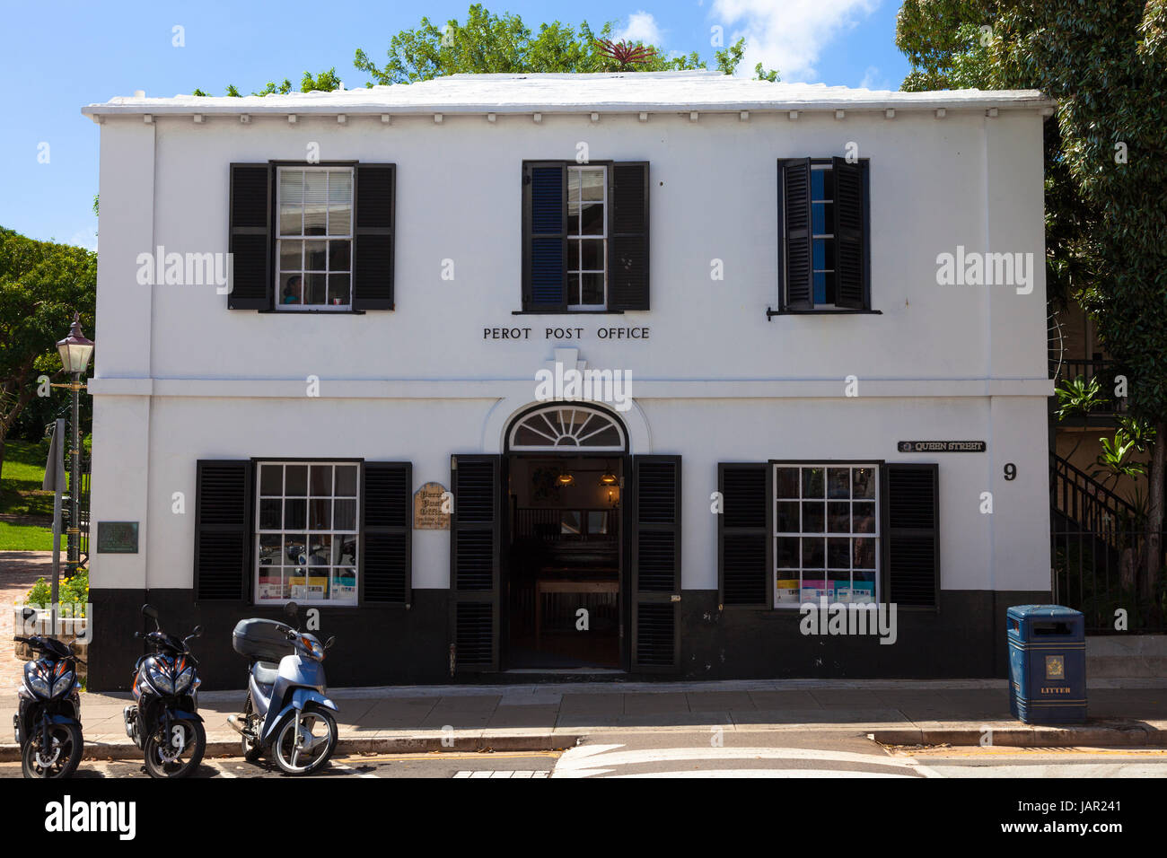 post office in hamilton,bermuda Stock Photo Alamy
